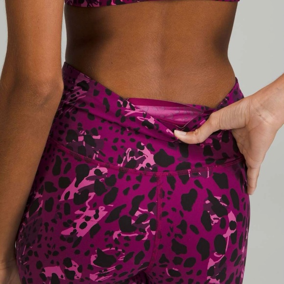 Lululemon Base Pase High-Rise Running Tight 25” - Picture 3 of 4